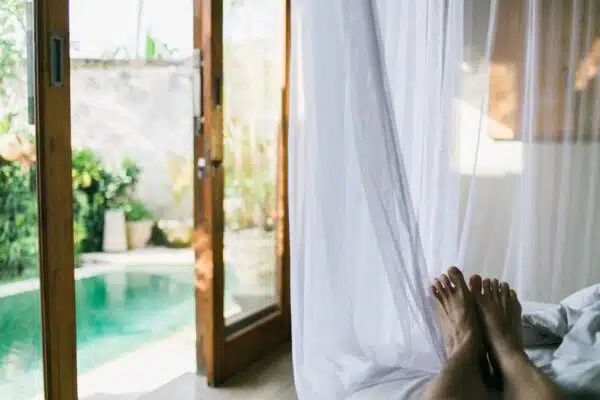Choisissez l’équipement de relaxation idéal pour votre salon grâce à ces critères essentiels