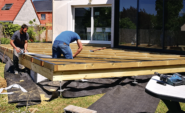 Comment construire une terrasse au sol ?