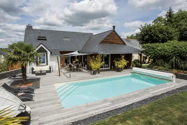Quel dallage autour de la piscine ?