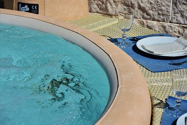 Les avantages d’investir dans un spa jacuzzi pour votre bien-être