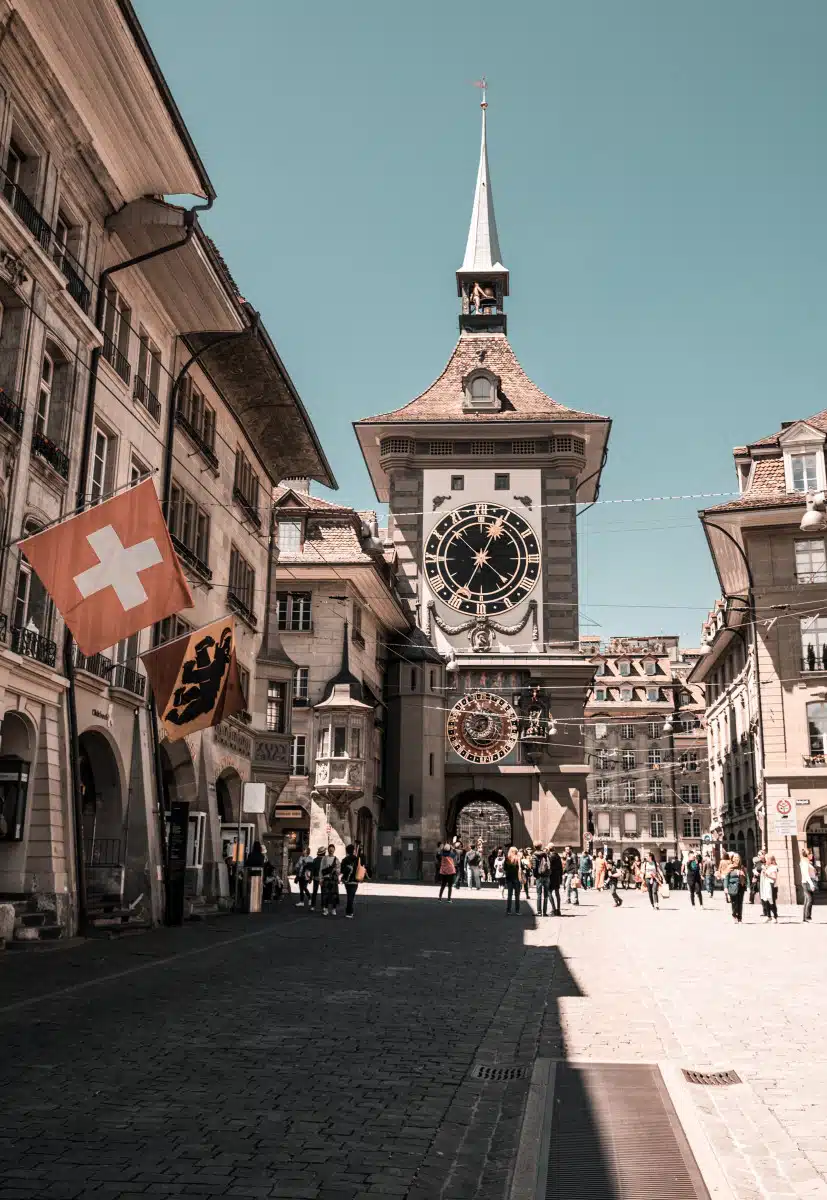 Partir vivre en Suisse : analyse des prix de l’immobilier dans les villes les plus prisées