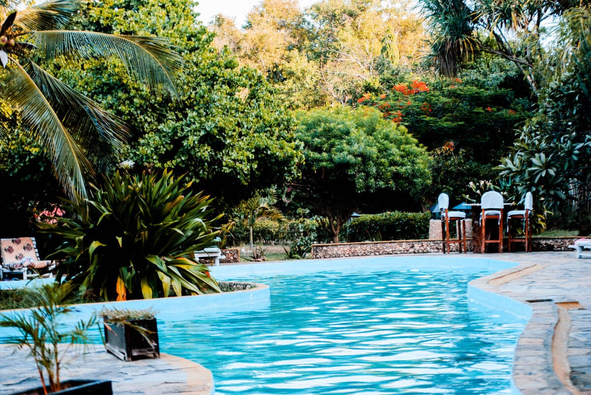 Les accessoires de piscine indispensables pour profiter pleinement de votre baignade