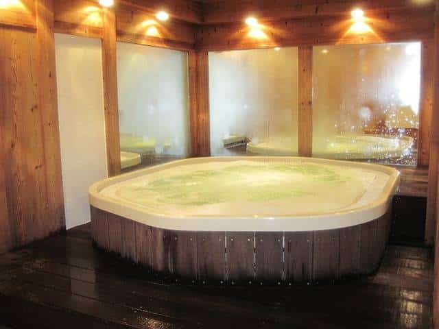 Spa jacuzzi